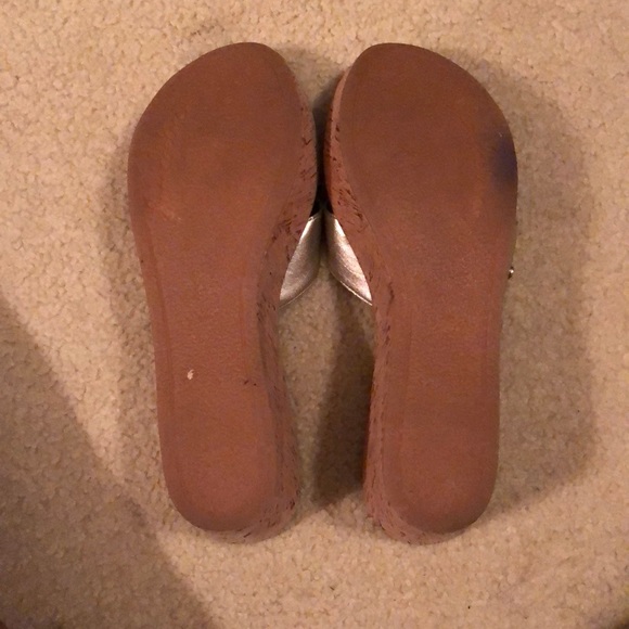 Barely worn Sam Edelman gold heels - Picture 5 of 6